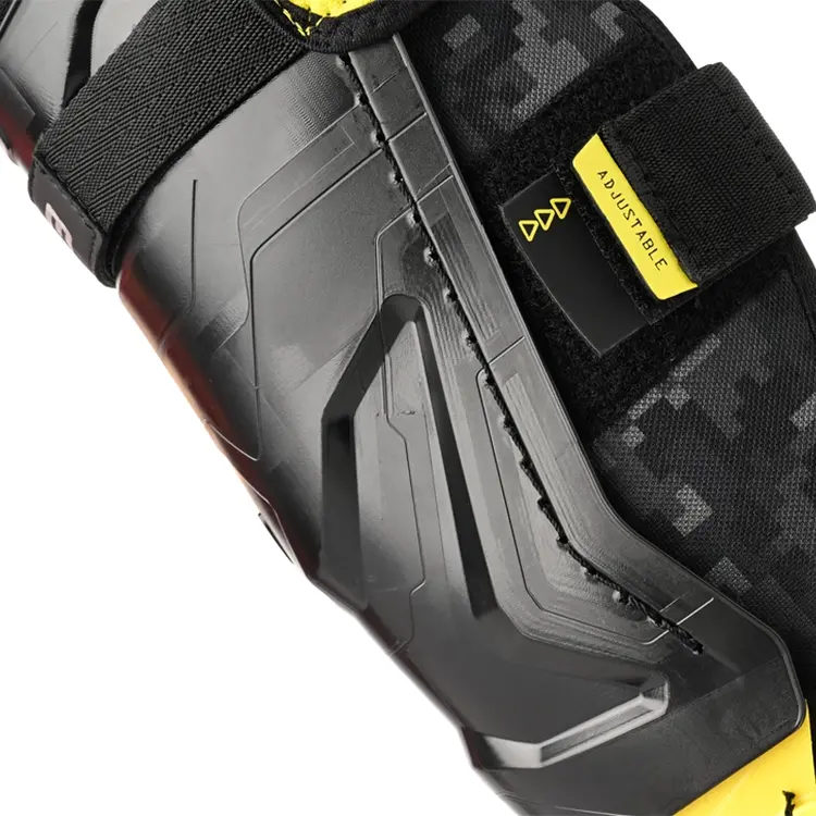 Bauer Supreme M3 Shin Guard - Junior 4 Bauer Supreme M3 Shin Guard - Junior - Image 4